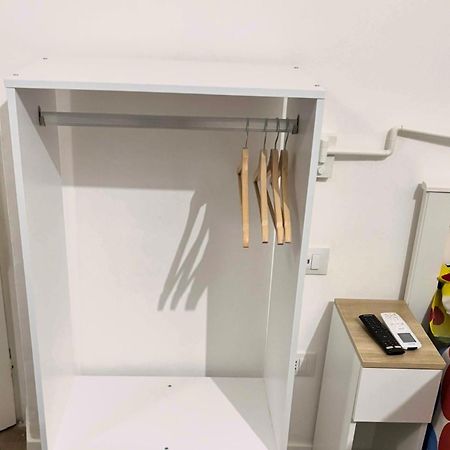 Caza' Capo 40Mq Nel Centro Di Palermoアパートメント エクステリア 写真