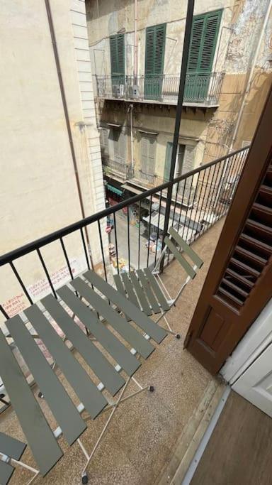 Caza' Capo 40Mq Nel Centro Di Palermoアパートメント エクステリア 写真